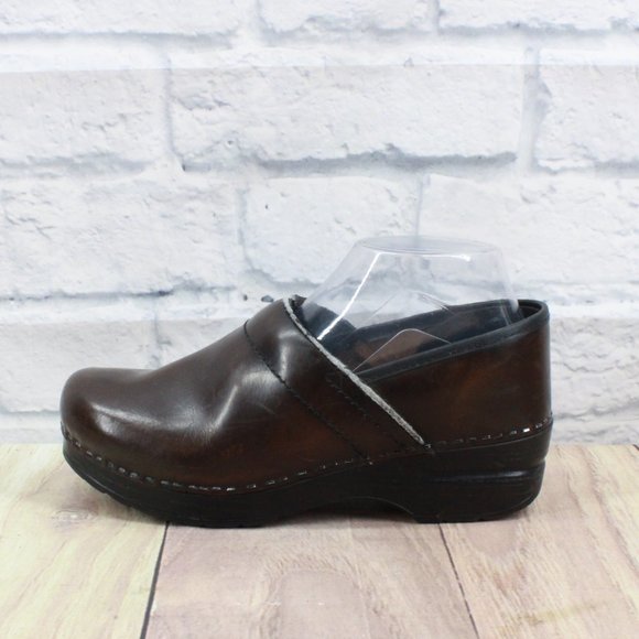 Dansko Shoes - DANSKO Brown Leather Slip On Stapled Clogs Mules Size 38 / 8